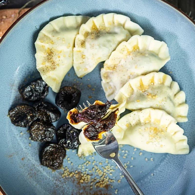 Pierogi z suszoną śliwką 500 g